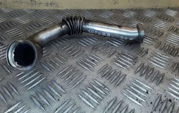 Skoda Superb B6 (3T) Coolant pipe/hose NOCODE