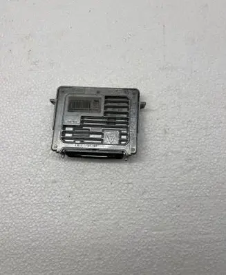 Volvo XC60 Headlight ballast module Xenon 90035944 MS2S80