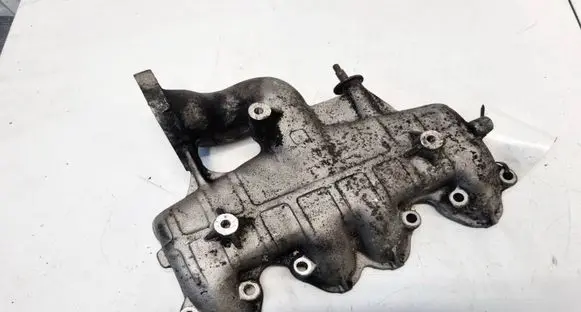 Volkswagen PASSAT B5.5 Intake manifold 038129713AP
