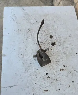Toyota Corolla Verso E121 Rear brake caliper