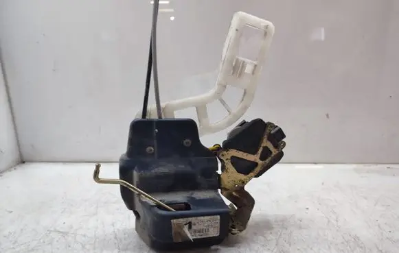 KIA Sportage Rear door lock 814201F010