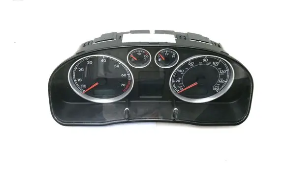 Volkswagen PASSAT B5.5 Speedometer (instrument cluster) 3B0920925