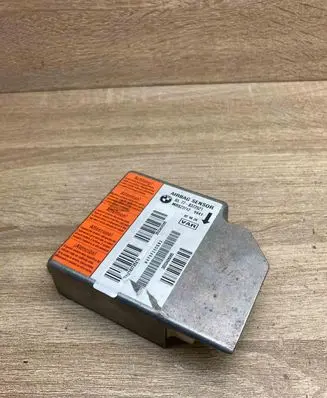 BMW 5 E39 Airbag control unit/module 8372521