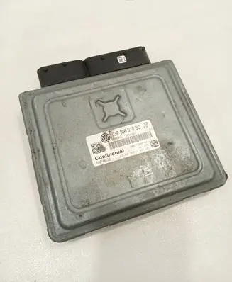 Volkswagen Polo V 6R Engine control unit/module 03F906070BQ 5WP44636