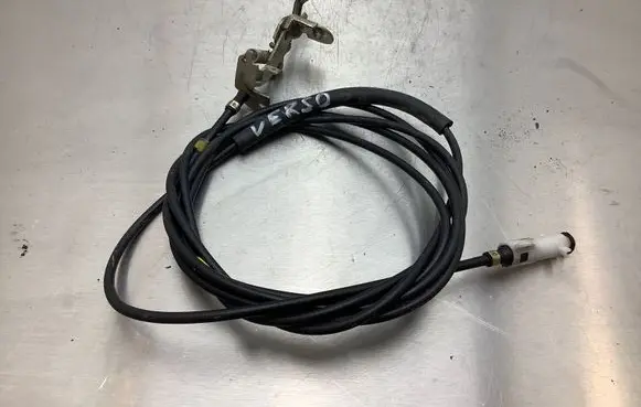Toyota Corolla Verso AR10 Fuel cap flap release cable 