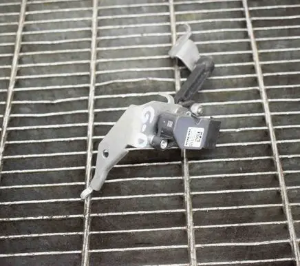 Volvo S90, V90 Rear air suspension level height sensor 31406563 32246988