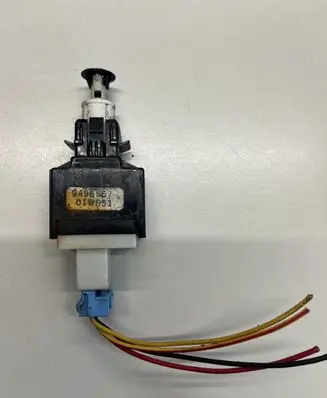 Volvo XC70 Brake pedal sensor switch 9496967