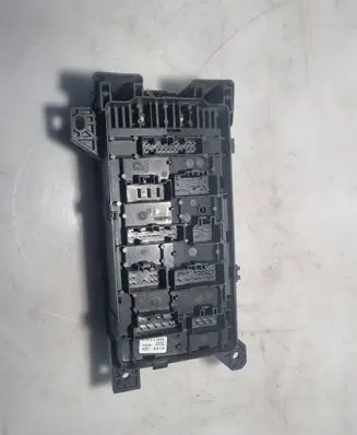 KIA Sorento Fuse module 911603E050