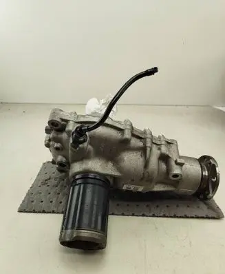 BMW X7 G07 Front differential 8487446