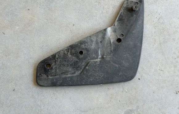 Volvo XC40 Rear mudguard 31469590