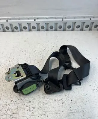 Renault Master III Front seatbelt B507743