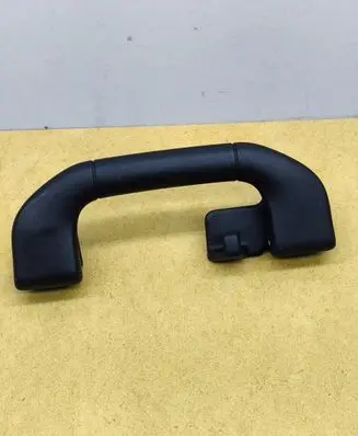 Mercedes-Benz E W212 Rear interior roof grab handle A2048100151