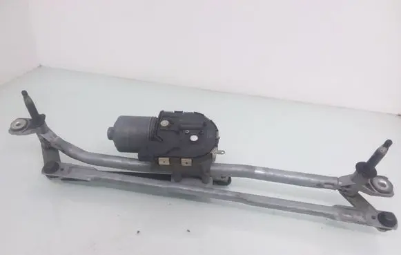 Audi Q5 SQ5 Front wiper linkage and motor 8R1955023D 8R1955119A