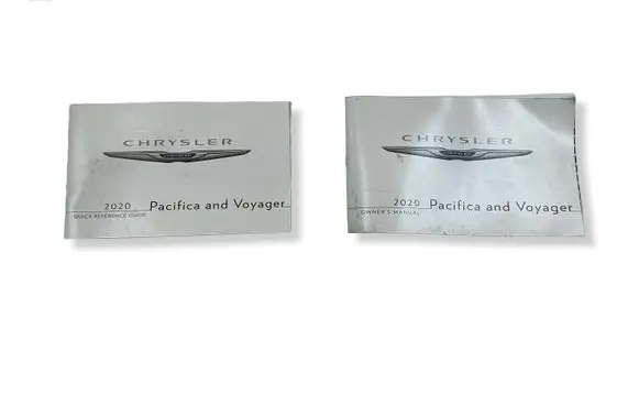 Chrysler Pacifica User manual 