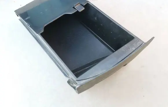 Audi A3 S3 8L Front trunk storage compartment 