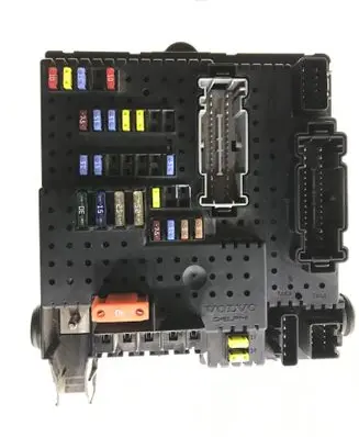 Volvo V70 Fuse box set 12217799 8676391 05W051