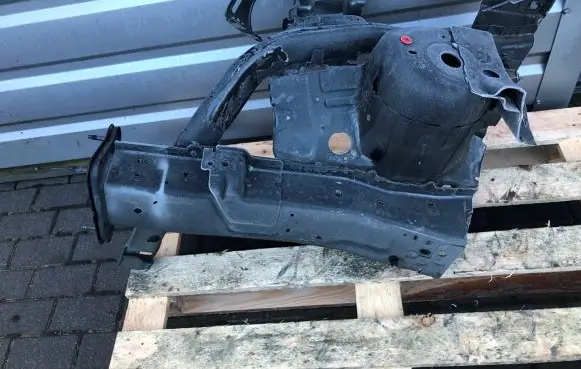 Front quarter panel