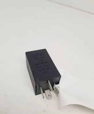 Audi A4 S4 B5 8D Other relay 4D0907131 382