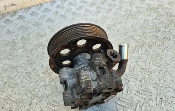 Chrysler 300 - 300C Power steering pump 04891613A 613A 04891