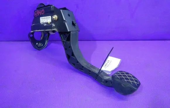 Clutch pedal
