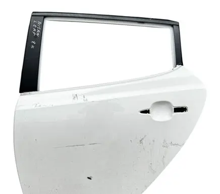 Nissan Leaf I (ZE0) Rear door 