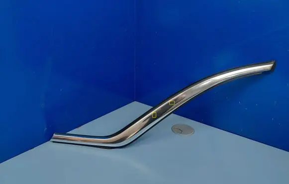Opel Crossland X Rear side glass trim 39008051 39008049