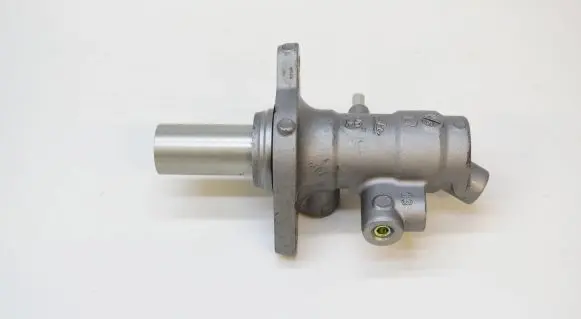Mercedes-Benz CLS C218 X218 Master brake cylinder