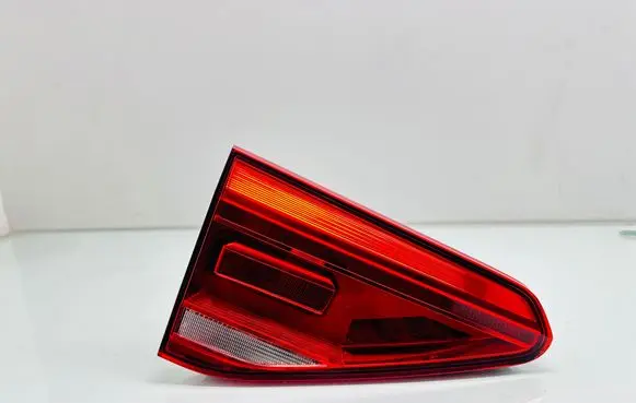 Volkswagen Touran III Tailgate rear/tail lights 5TA945093D L90059824