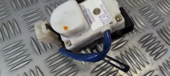 Mitsubishi Sigma Air flap motor/actuator MB439125 CAA501A087