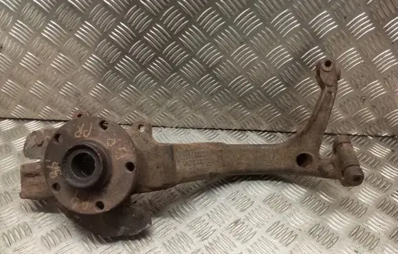 Audi A4 S4 B5 8D Front wheel hub 8D0407208