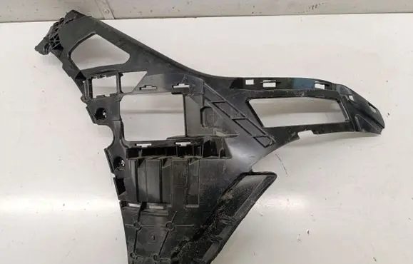 Mercedes-Benz EQE v295 Front bumper mounting bracket A2958854001