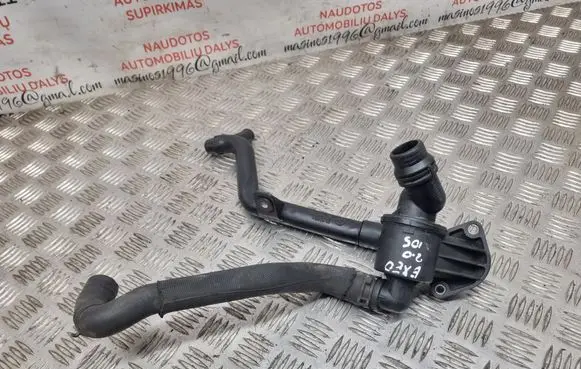 Thermostat/thermostat housing