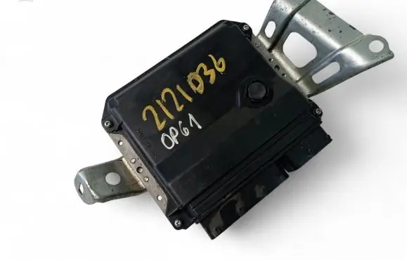 Toyota Yaris Engine control unit/module ECU 896610D311