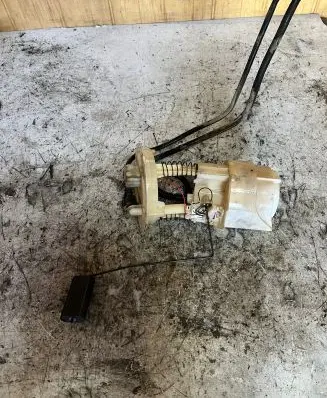 Renault Megane I Fuel level sensor 7700422039B 96100810