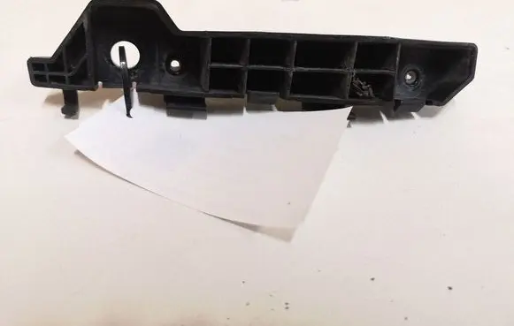 Hyundai Santa Fe Front bumper mounting bracket 865162B000