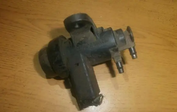 Ford Cougar Turbo solenoid valve F0TEA1A 9J459
