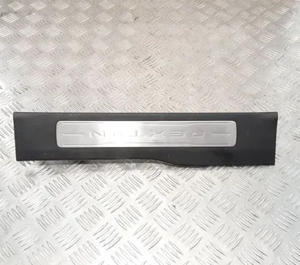 SsangYong Rexton Side skirt rear trim 