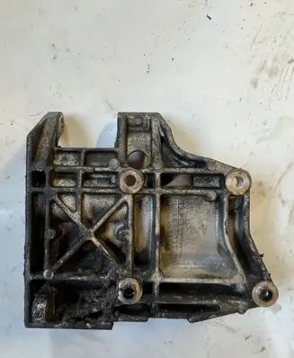 SsangYong Kyron Generator/alternator bracket A6651550335