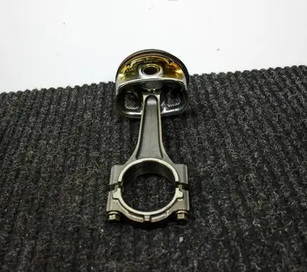 Piston