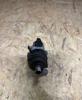 Audi A4 S4 B9 Electric auxiliary coolant/water pump 4H0965567A