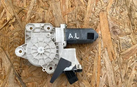 Opel Signum Rear door window regulator motor 0536007701 24414777