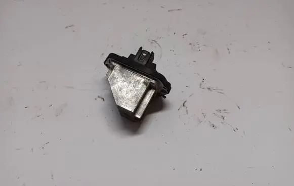 Mazda 6 Heater blower motor/fan resistor PM010010B