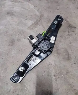 BMW X1 E84 Rear door window regulator motor 51352990388