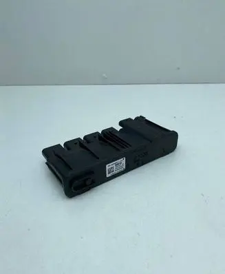 BMW 1 F20 F21 Power management control unit P00131424 18B1011L4384 8638551