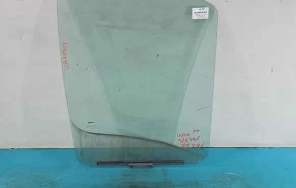 Iveco Daily 3rd gen Front door window glass four-door IMPRK1429413