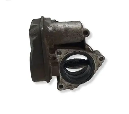 Volkswagen PASSAT B6 Throttle valve 03G128063B 04208B0440