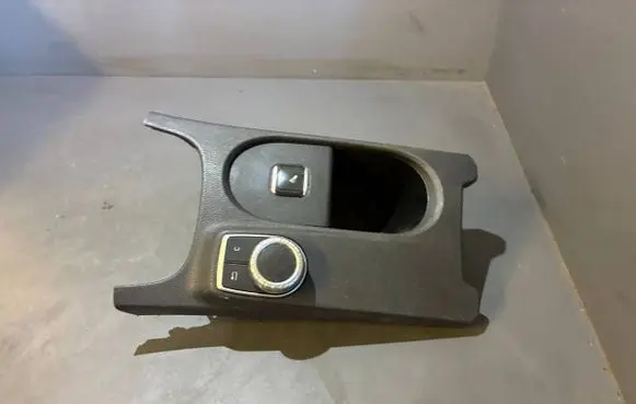 Mercedes-Benz B W246 W242 Cup holder front E0524610028