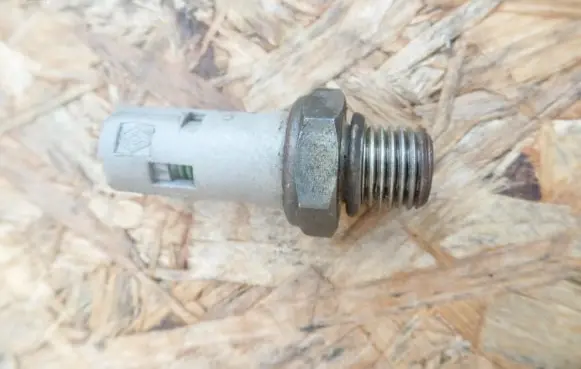 Renault Laguna II Oil pressure sensor 402428