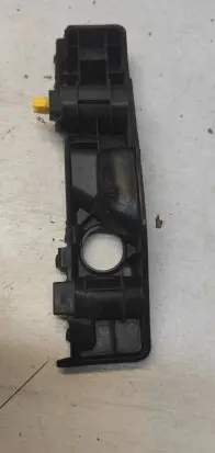Hyundai Kona I Front bumper mounting bracket 86514J000