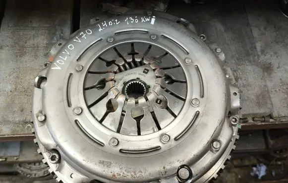 Volvo V70 Clutch set kit C0703080 703795 702349
